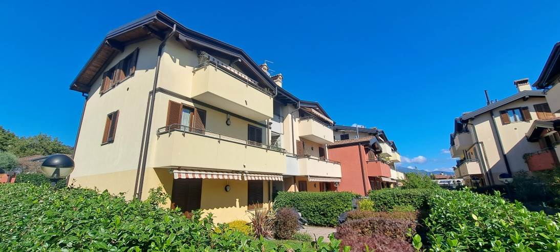 Appartamento In Affitto a Villa Guardia