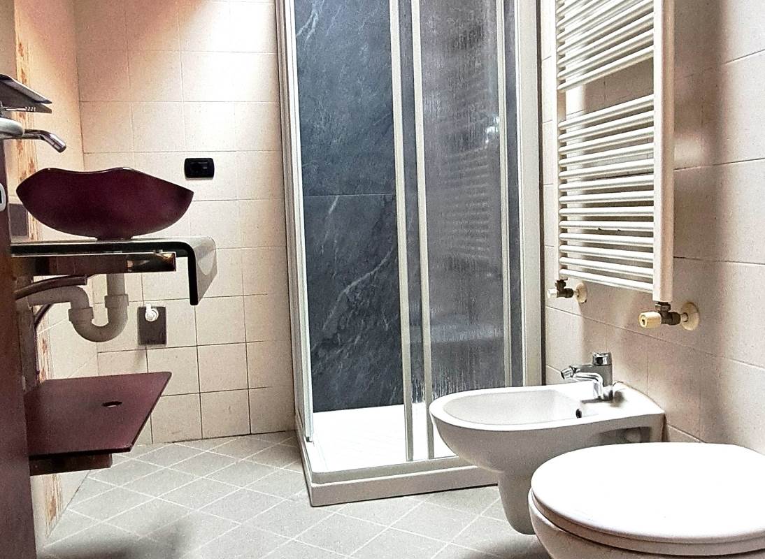 villa guardia affitto 3 locali e servizi