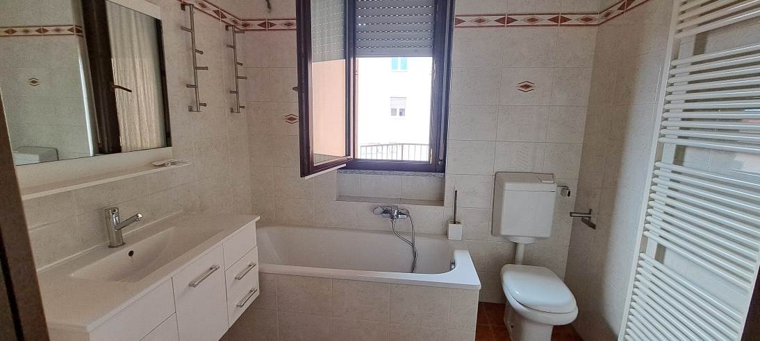 appartamento ultimo piano con box