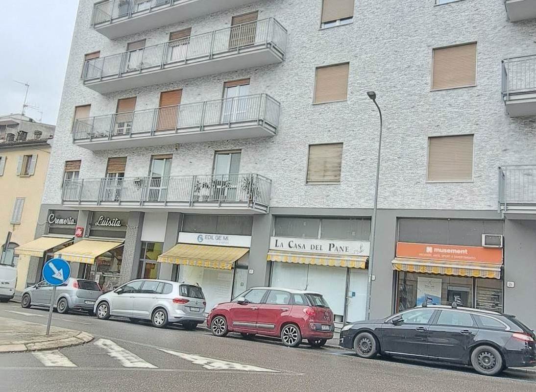 COMO BORGHI vendesi UFFICIO/NEGOZIO