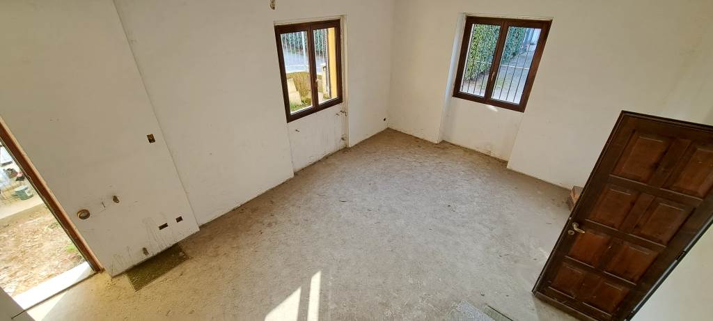 Appartamento In Vendita a Appiano Gentile