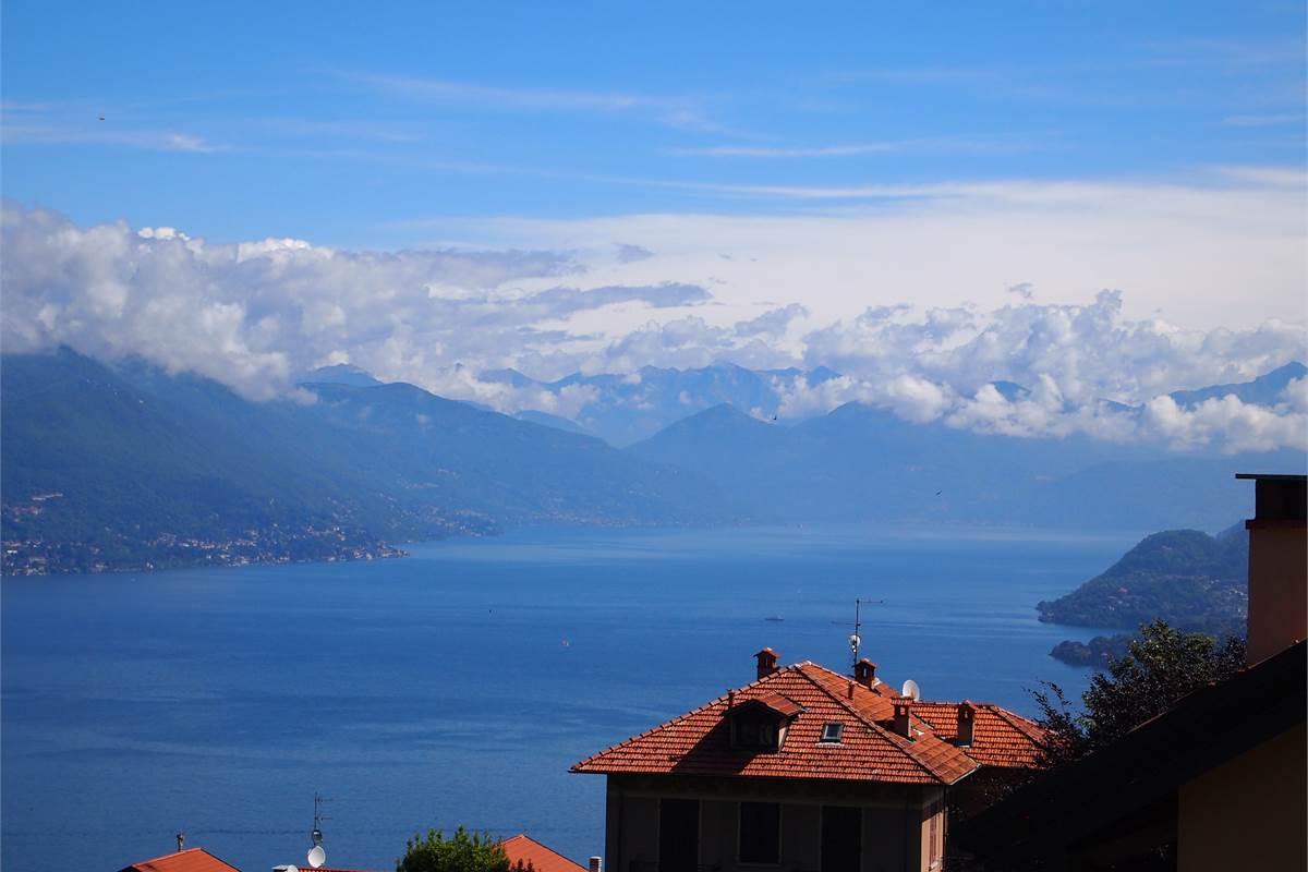 VILLA SINGOLA A STRESA  -  LAGO MAGGIORE