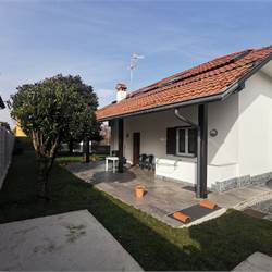 CASNATE Villa unifamiliare in Vendita 