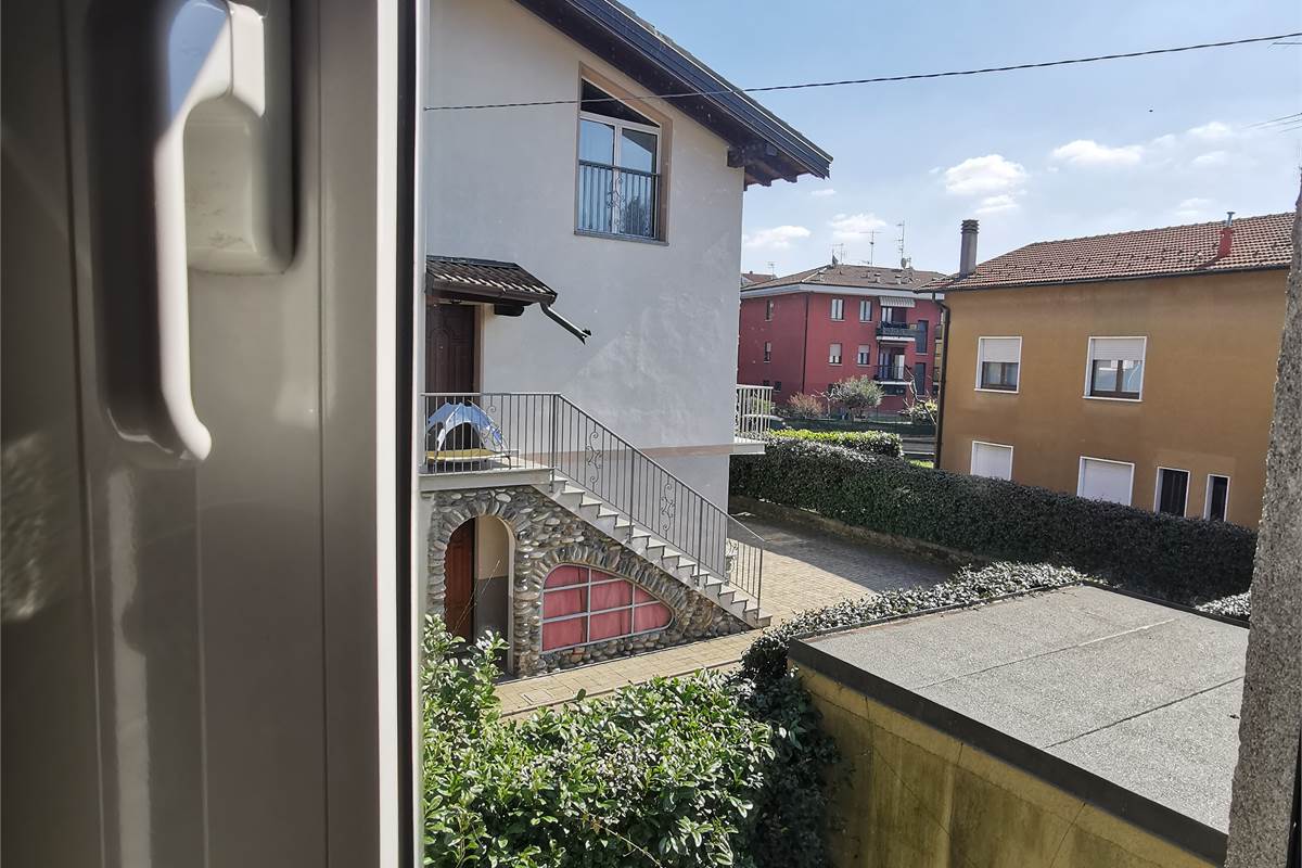 vista e particolare serramento