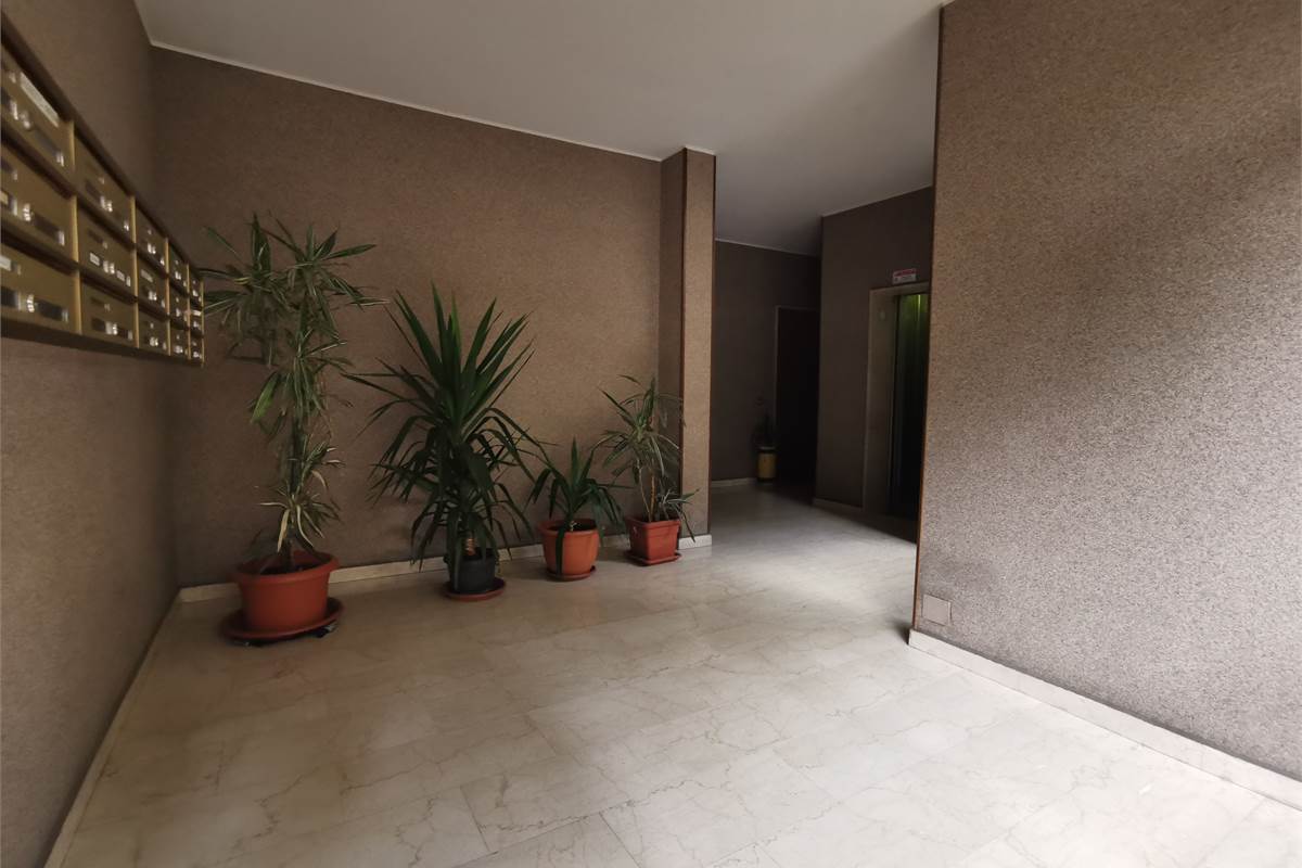 ingresso condominio