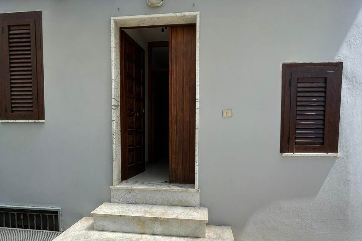 Porzione Villa In Vendita a Casal Velino