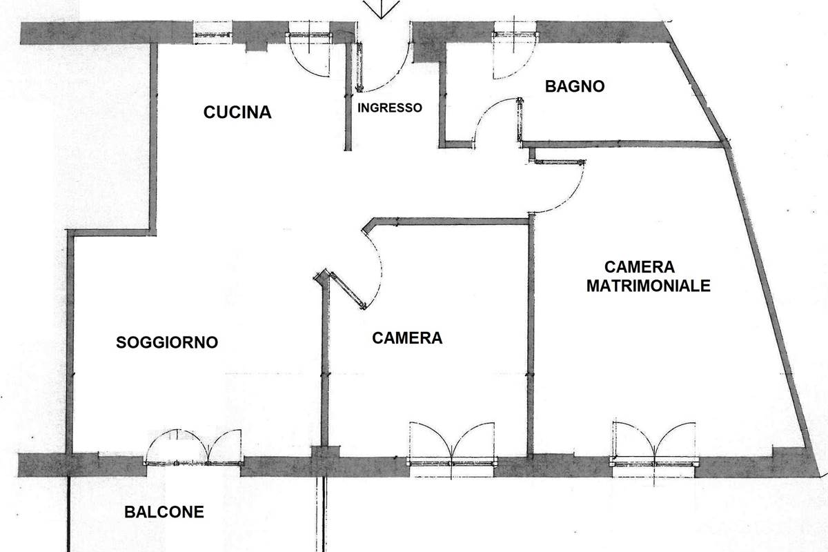 TRILOCALE PIU' SERVIZI CON BOX