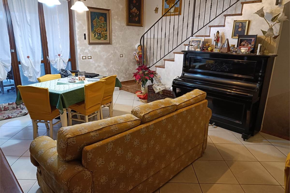 VILLA SINGOLA