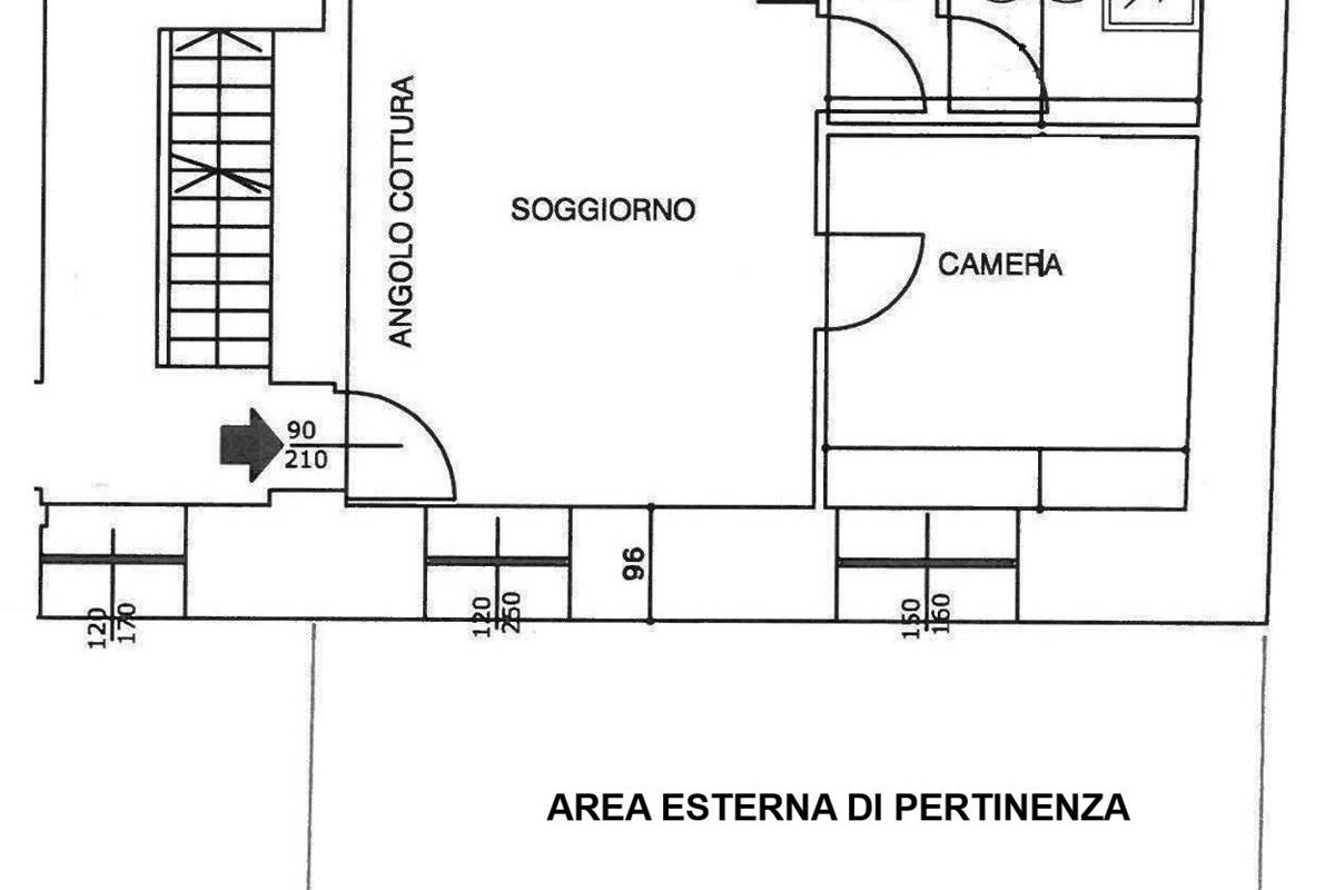 BILOCALE PIU' SERVIZI CON POSTO AUTO