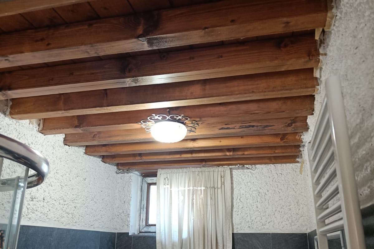 CASA INDIPENDENTE CON GIARDINO 