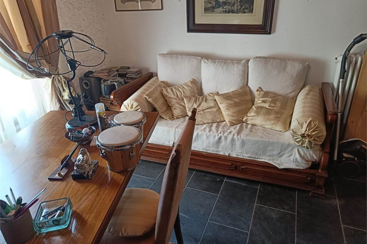 CASA INDIPENDENTE CON GIARDINO 