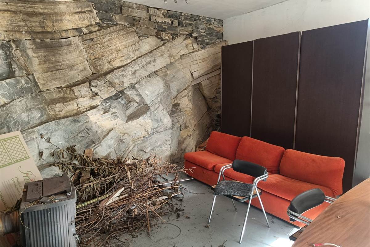 CASA INDIPENDENTE CON GIARDINO 