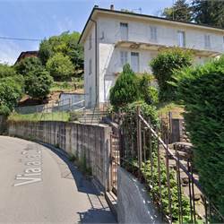 CASA SINGOLA CON GIARDINO