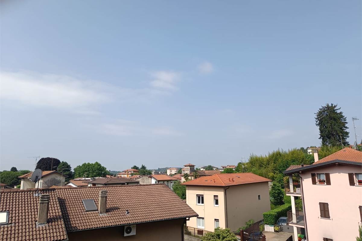 CASA SINGOLA CON GIARDINO