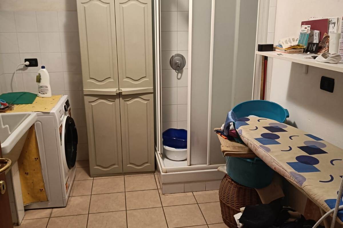 VILLA SINGOLA CON GIARDINO