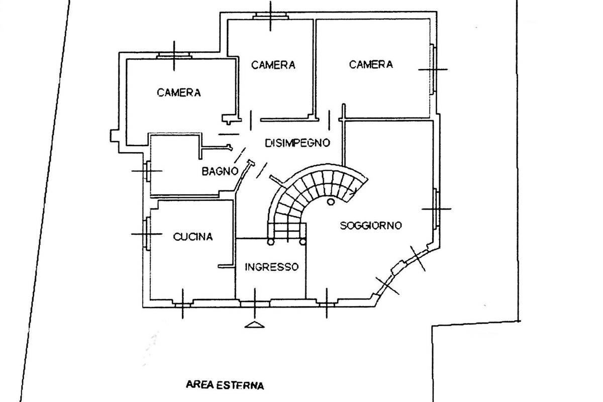 VILLA SINGOLA CON GIARDINO