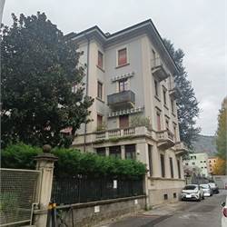 QUADRILOCALE PIU' SERVIZI