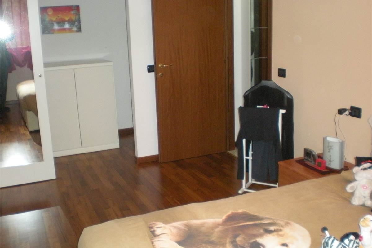 BILOCALE PIU' SERVIZI