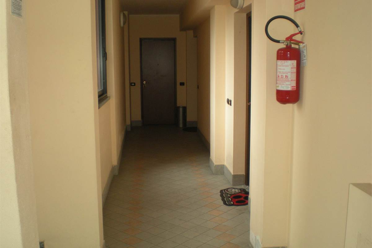 BILOCALE PIU' SERVIZI