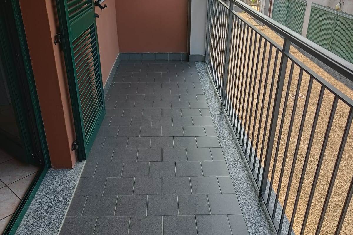 VILLA A SCHIERA