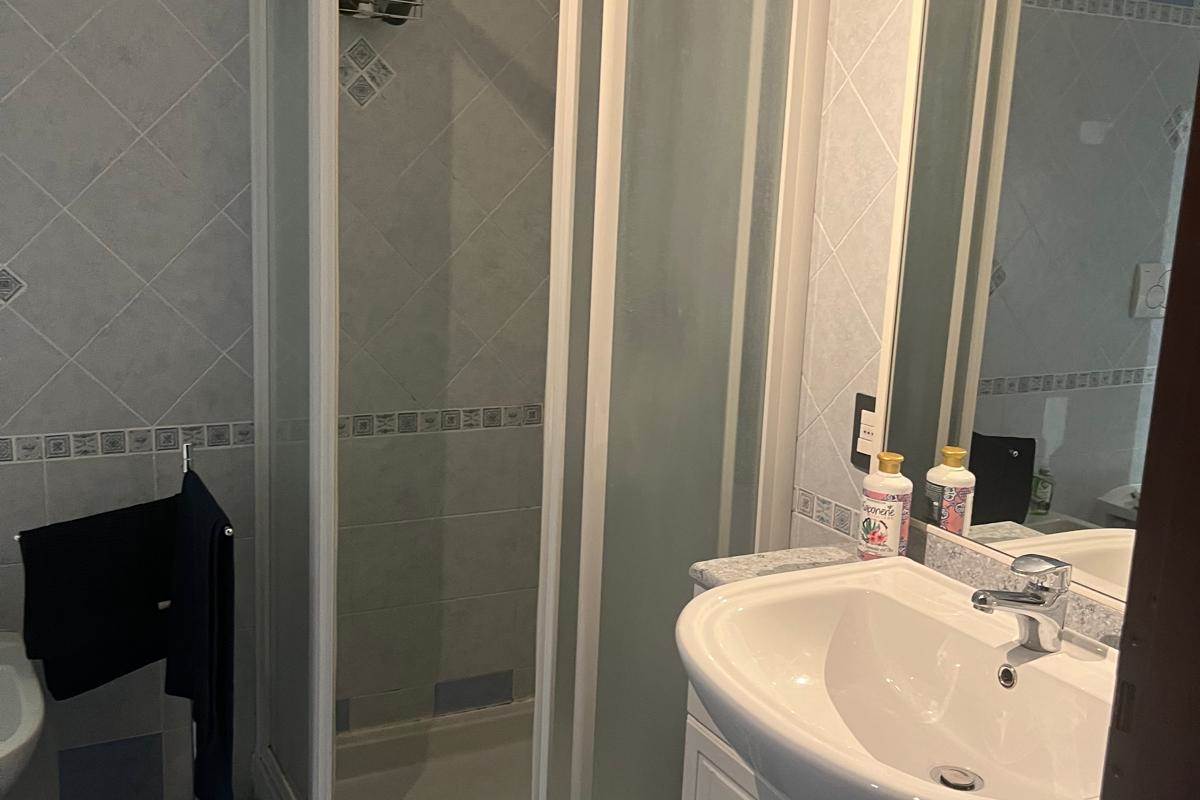 VILLA A SCHIERA