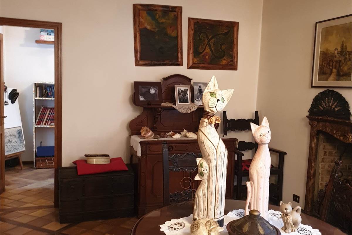 PORZIONE DI CASA CON GIARDINO