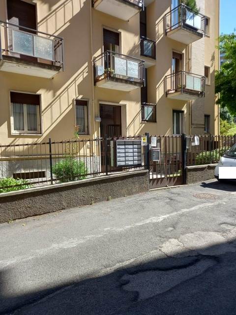 BILOCALE PIU' SERVIZI