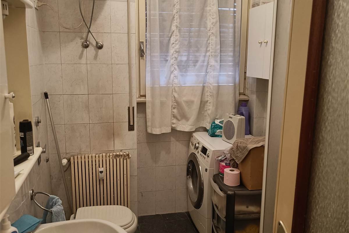 BILOCALE PIU' SERVIZI