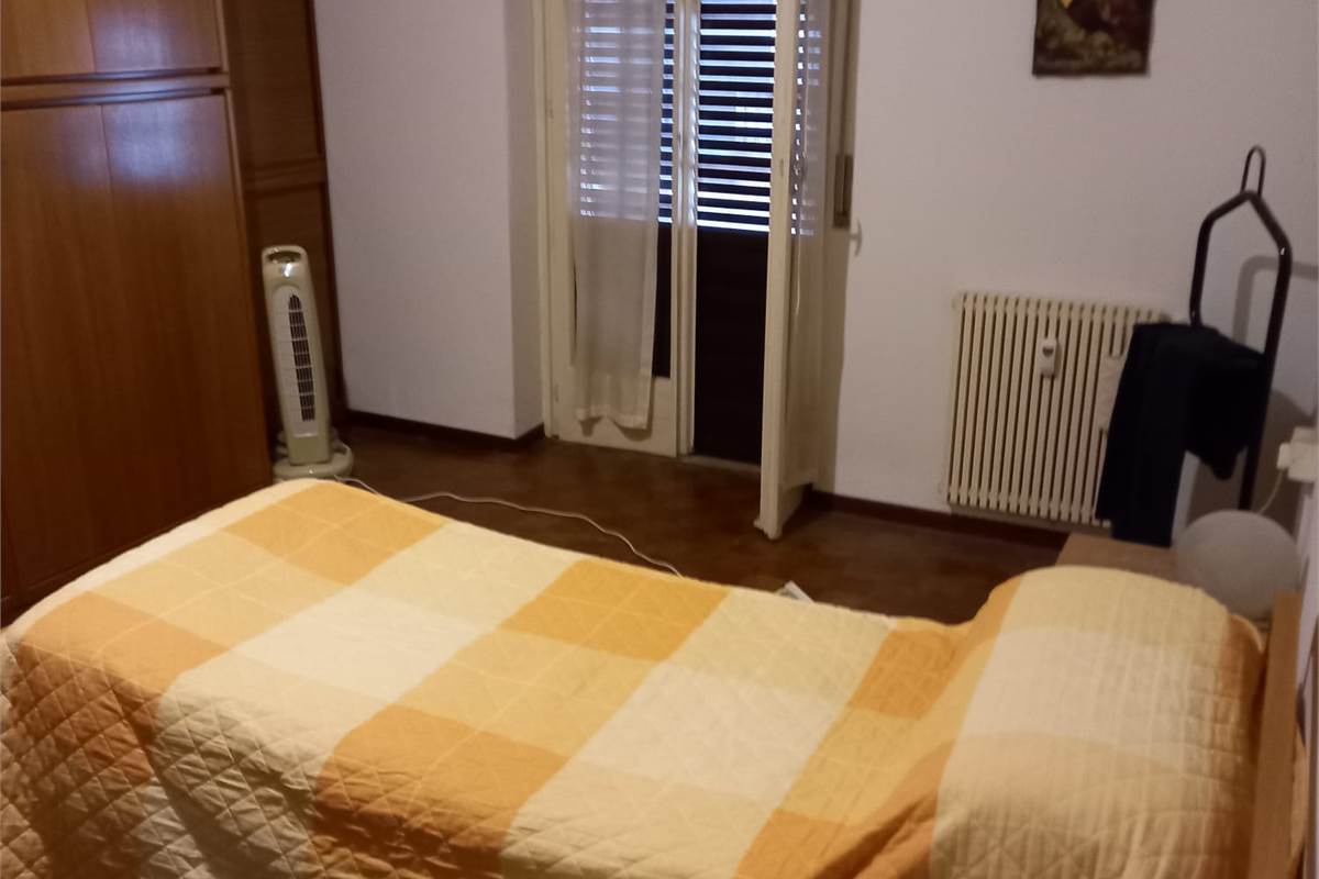 BILOCALE PIU' SERVIZI