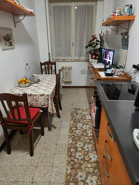 BILOCALE PIU' SERVIZI