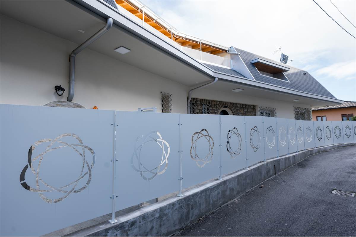 MONOLOCALI E BILOCALI  PIU' SERVIZI