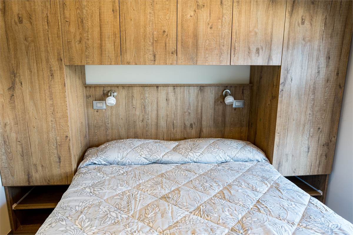 MONOLOCALI E BILOCALI  PIU' SERVIZI