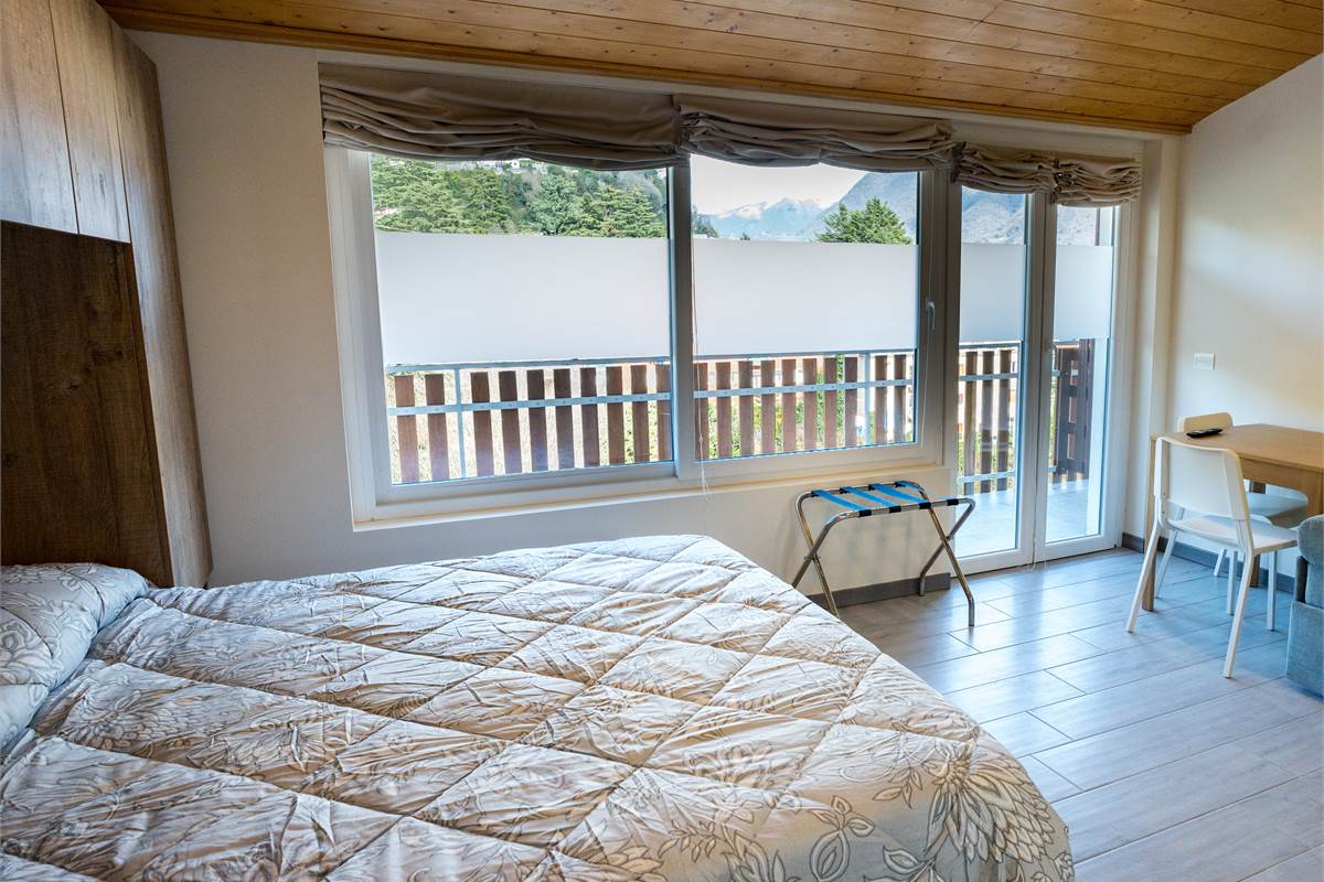 MONOLOCALI E BILOCALI  PIU' SERVIZI