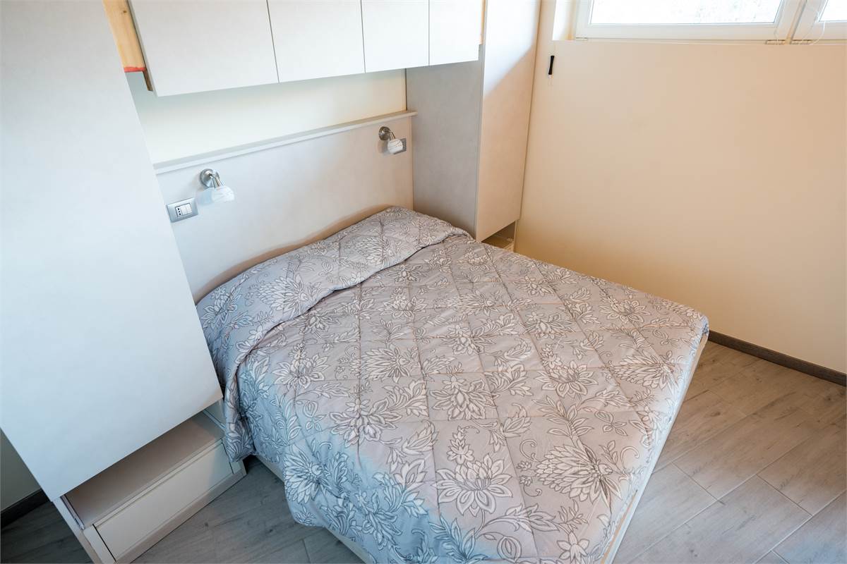 MONOLOCALI E BILOCALI  PIU' SERVIZI