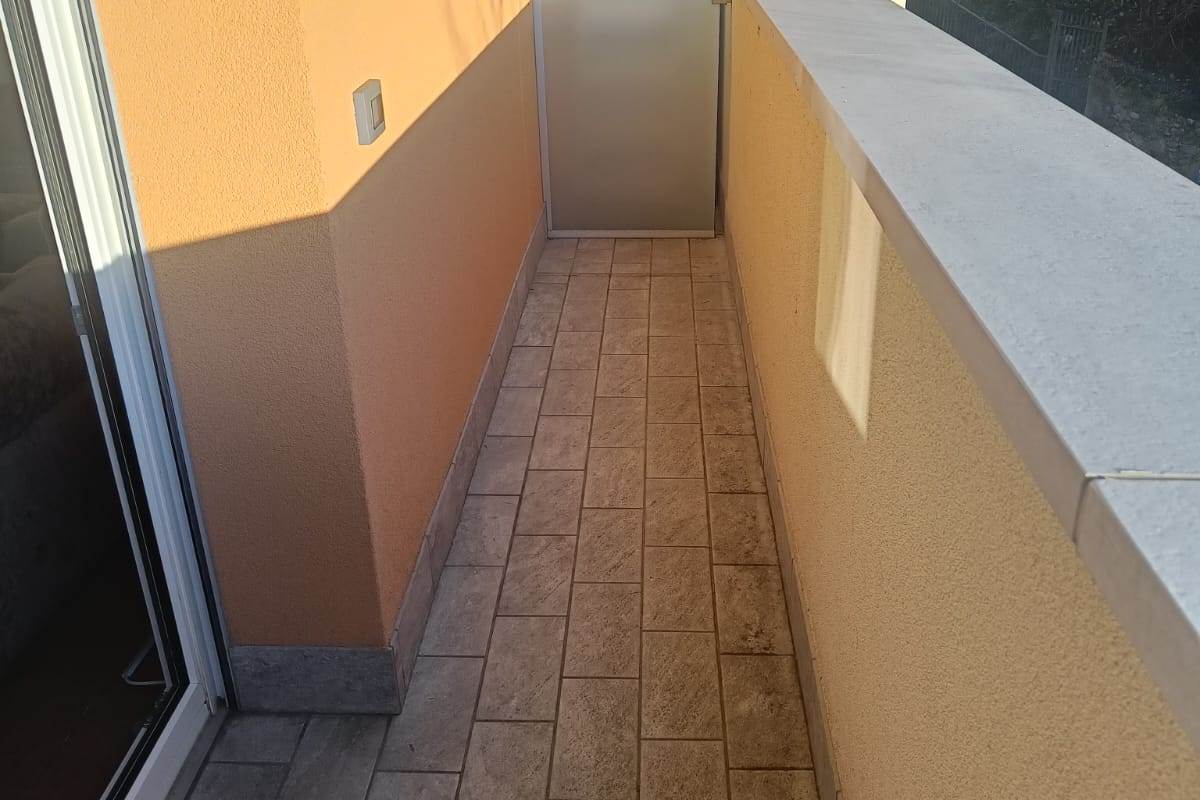 TRILOCALE PIU' SERVIZI CON BOX