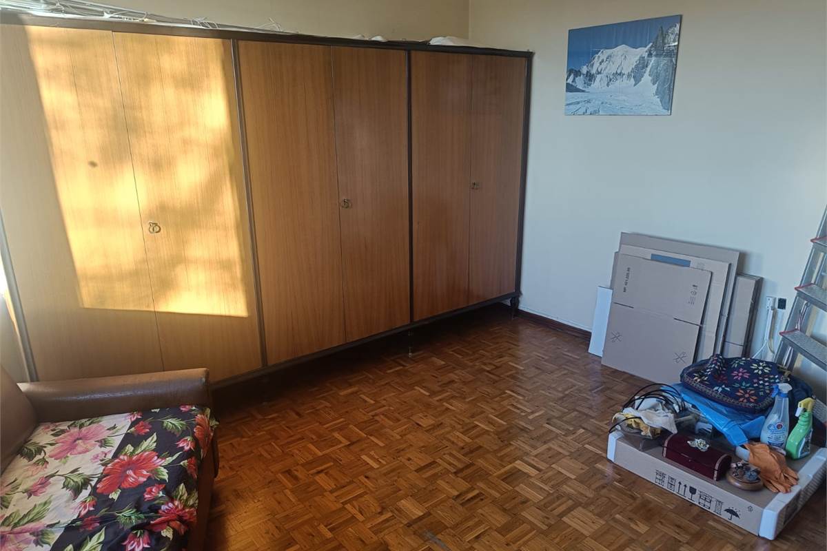 TRILOCALE PIU' SERVIZI CON BOX