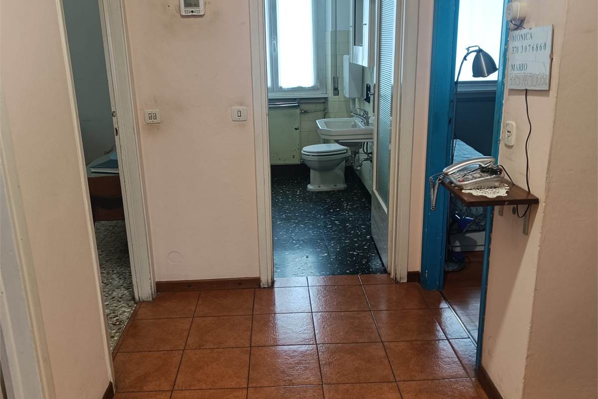 TRILOCALE PIU' SERVIZI CON BOX