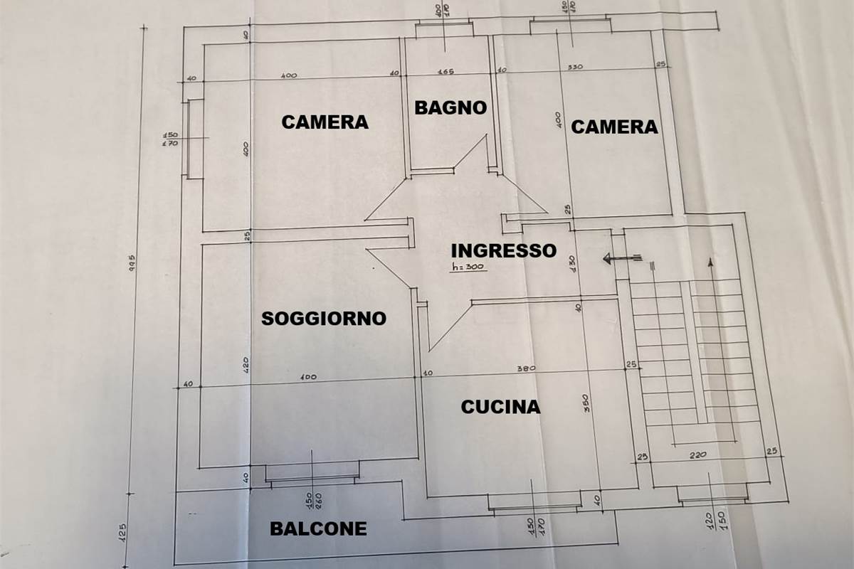 TRILOCALE PIU' SERVIZI CON BOX