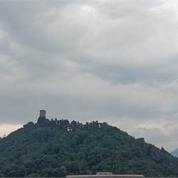 TRILOCALE PIU' SERVIZI CON BOX