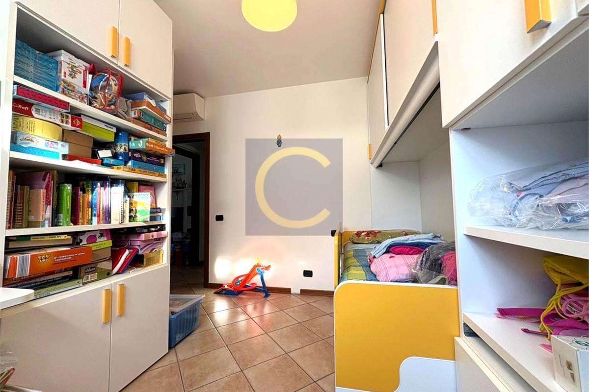 APPARTAMENTO TRILOCALE CON BOX DOPPIO
