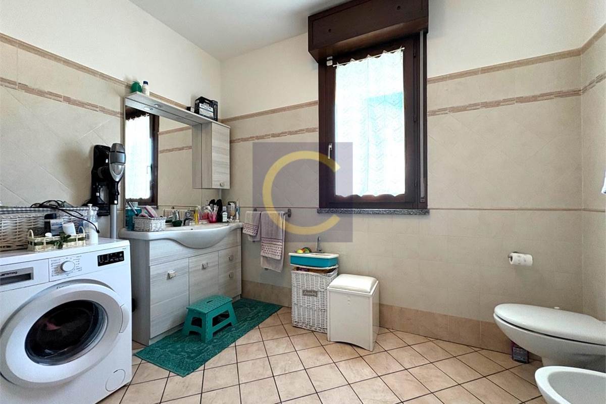 APPARTAMENTO TRILOCALE CON BOX DOPPIO