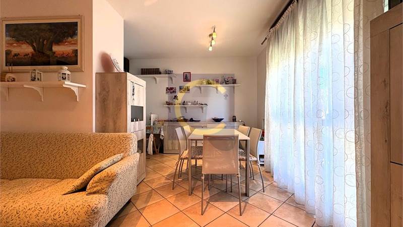 APPARTAMENTO TRILOCALE CON BOX DOPPIO