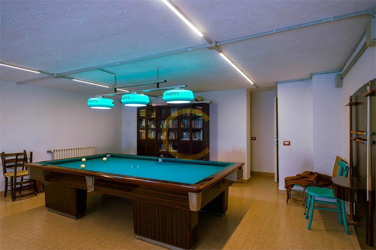 CASA SINGOLA D'EPOCA COMPLETAMENTE RISTRUTTURATA