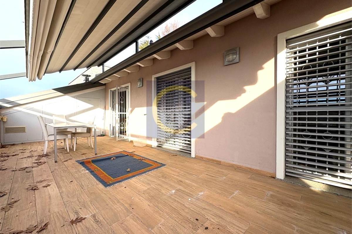 SPLENDIDA E PERFETTA VILLA SINGOLA CON VISTA PANORAMICA