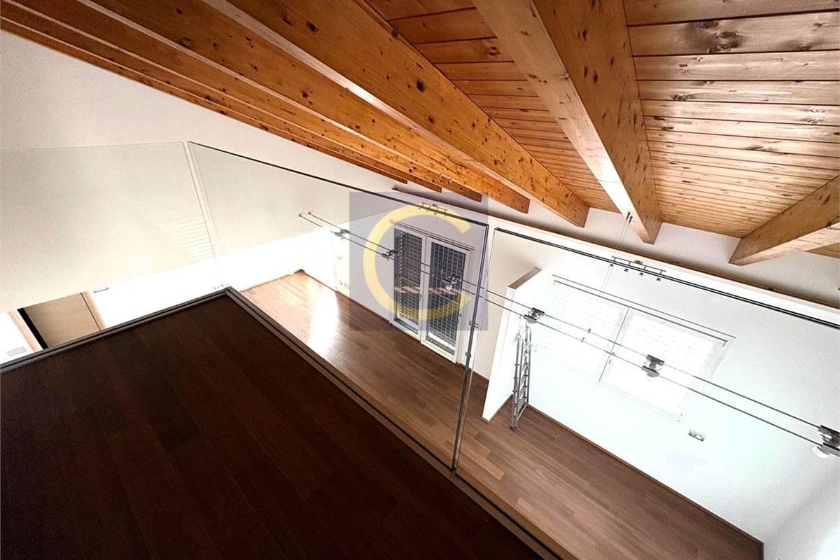 SPLENDIDA E PERFETTA VILLA SINGOLA CON VISTA PANORAMICA