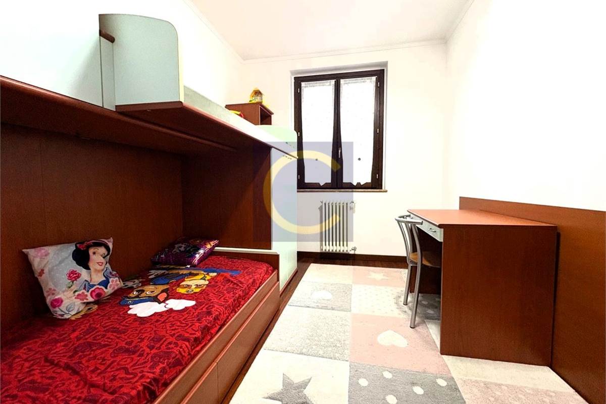 PERFETTO TRILOCALE CON TERRAZZO E BOX