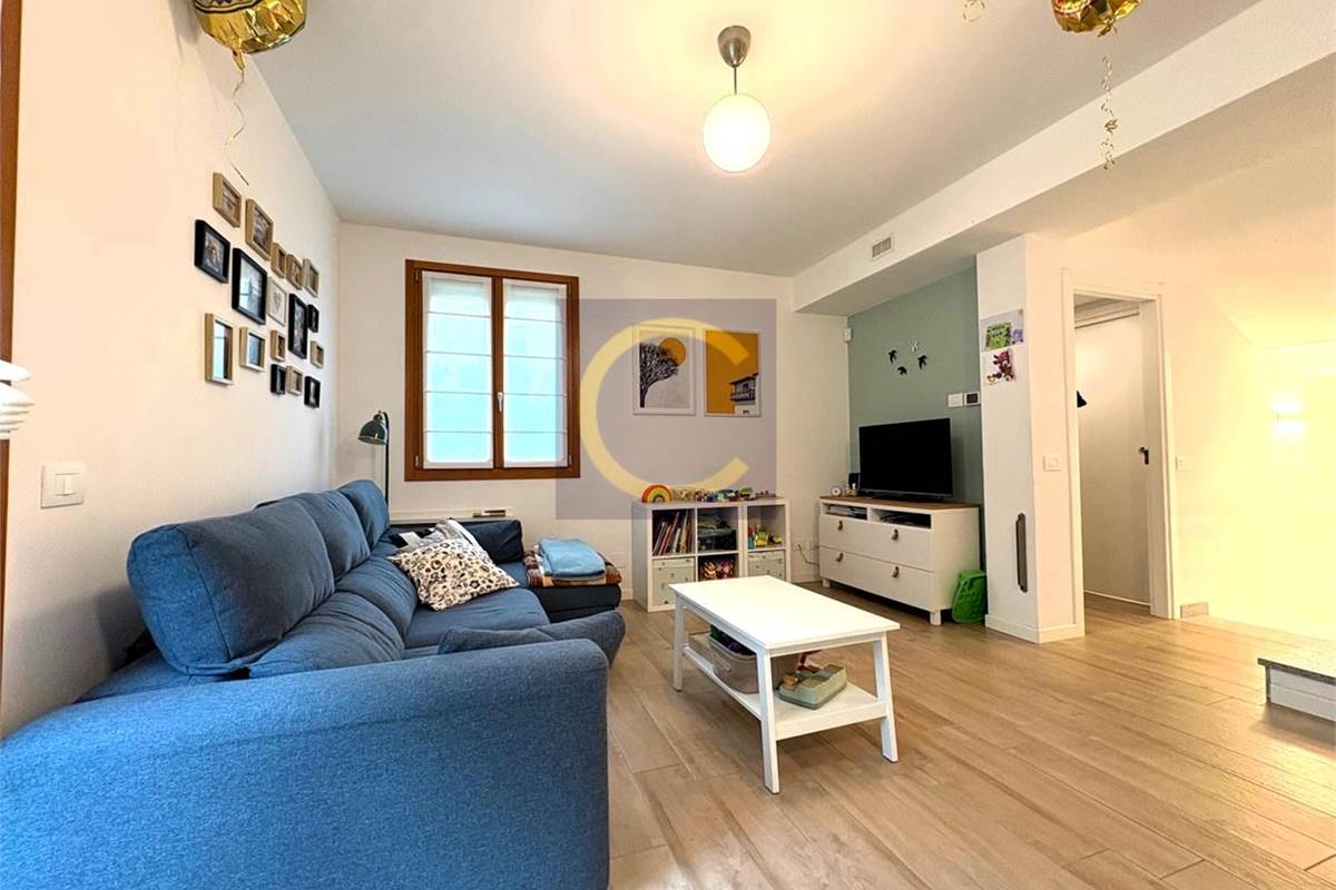 PERFETTO VILLINO SINGOLO IN ZONA TRANQUILLA E CENTRALE