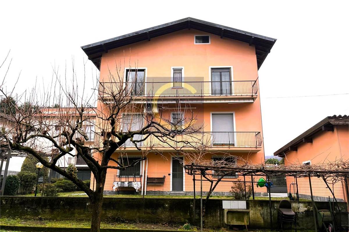 PERFETTO TRILOCALE IN BIFAMILIARE CON GIARDINO PRIVATO