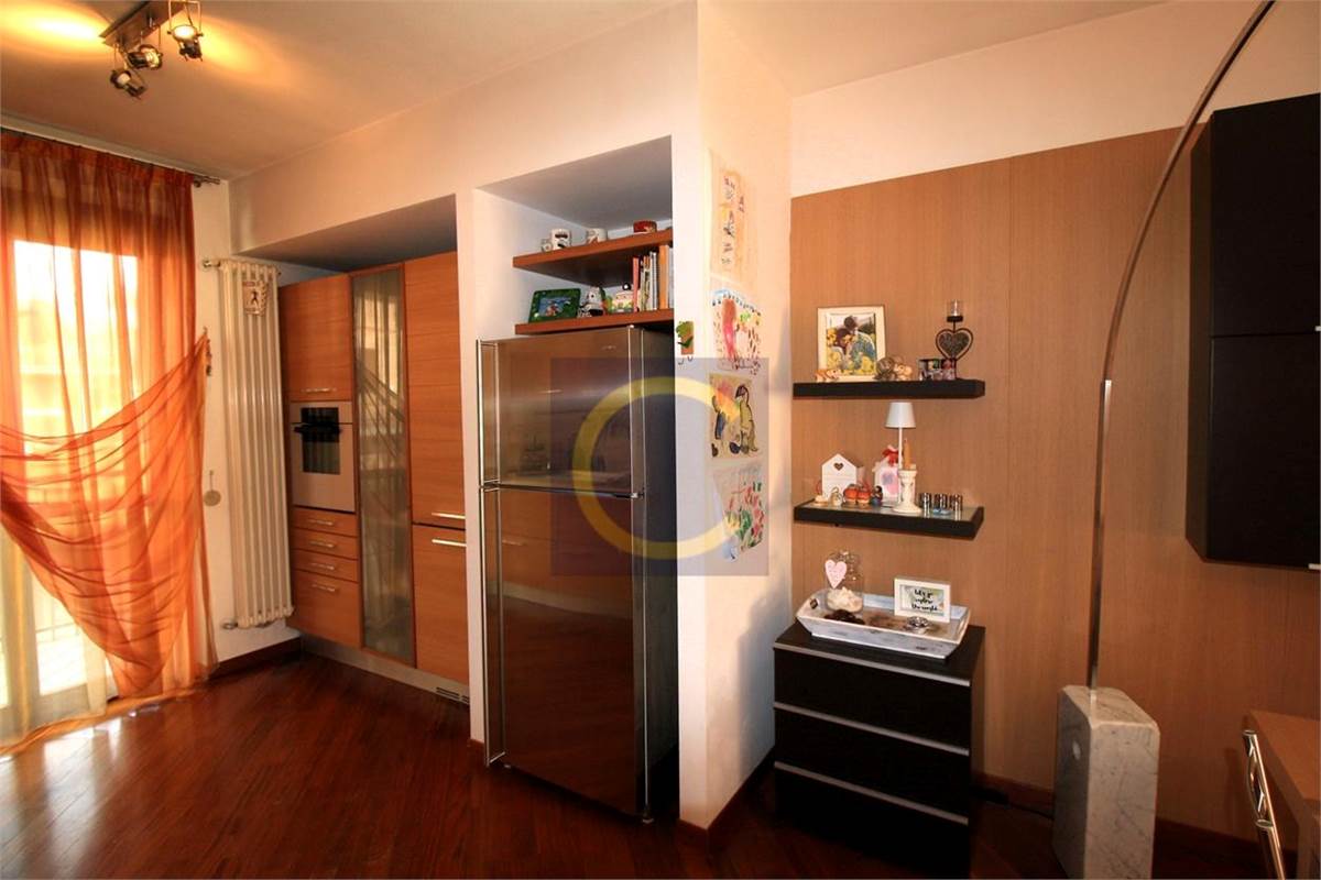 VILLETTA A SCHIERA IN TRANQUILLA RESIDENZA