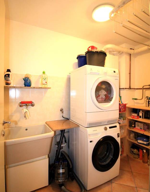 VILLETTA A SCHIERA IN TRANQUILLA RESIDENZA